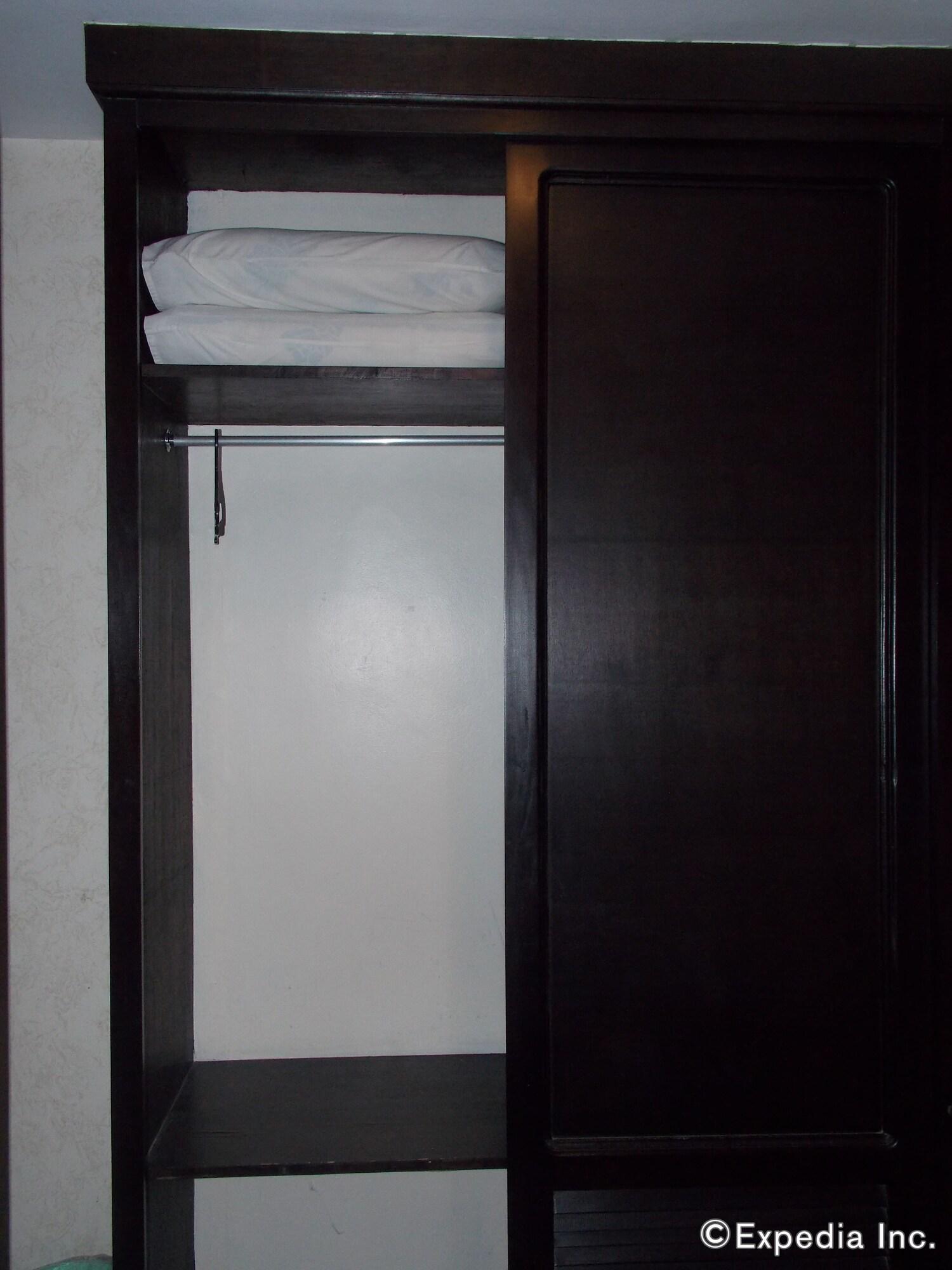 Goldenfield Kundutel Hotel Bacolod Kültér fotó