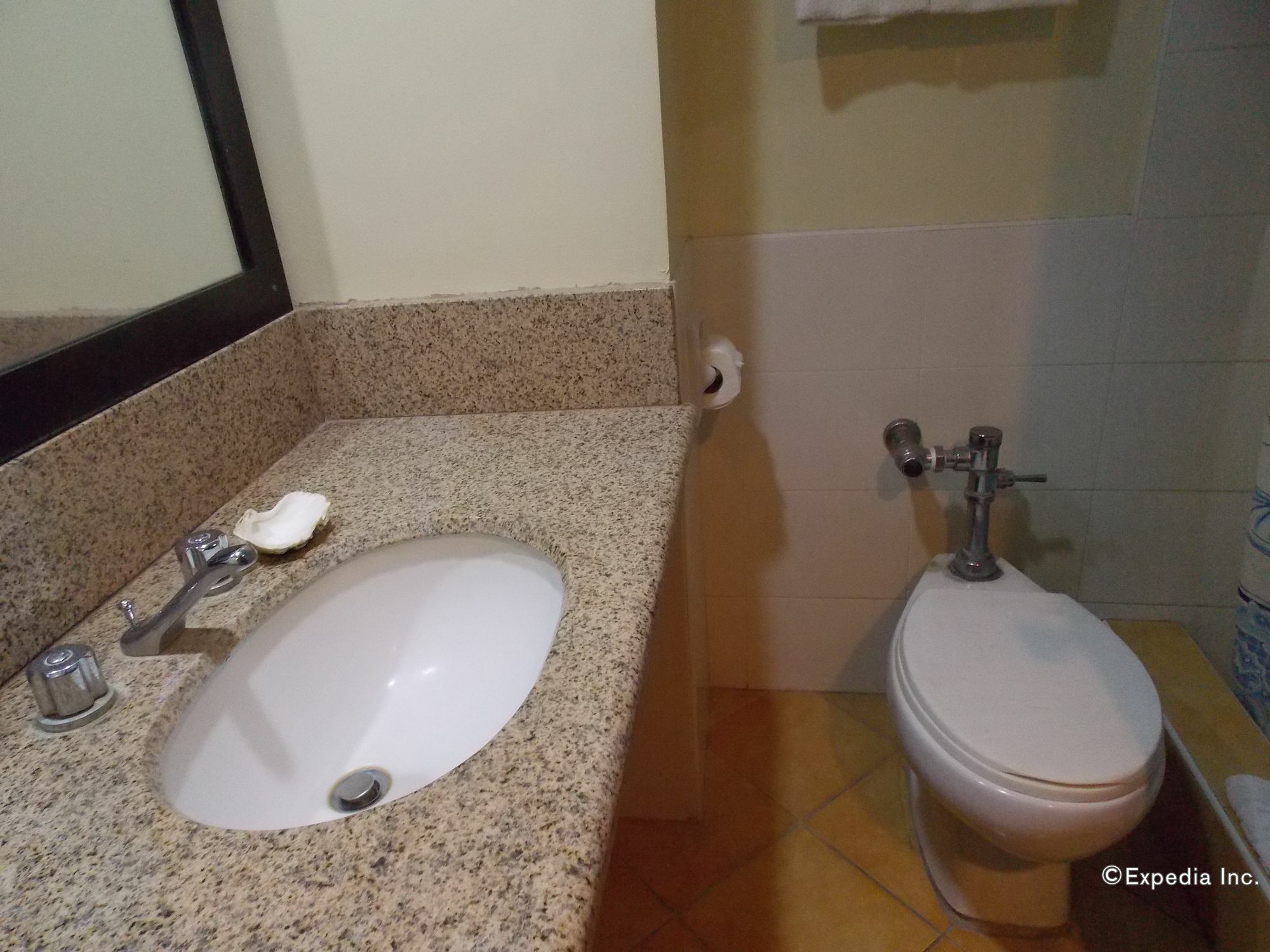 Goldenfield Kundutel Hotel Bacolod Kültér fotó