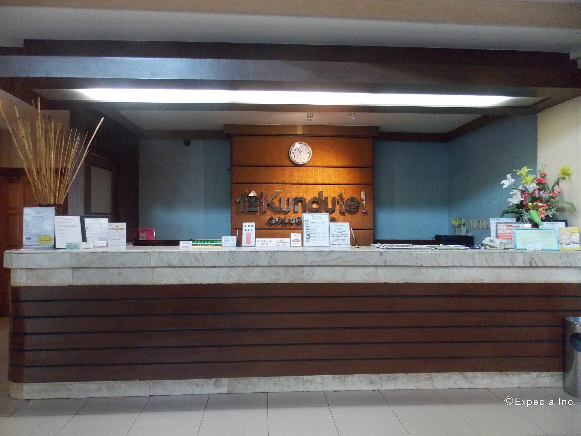 Goldenfield Kundutel Hotel Bacolod Kültér fotó